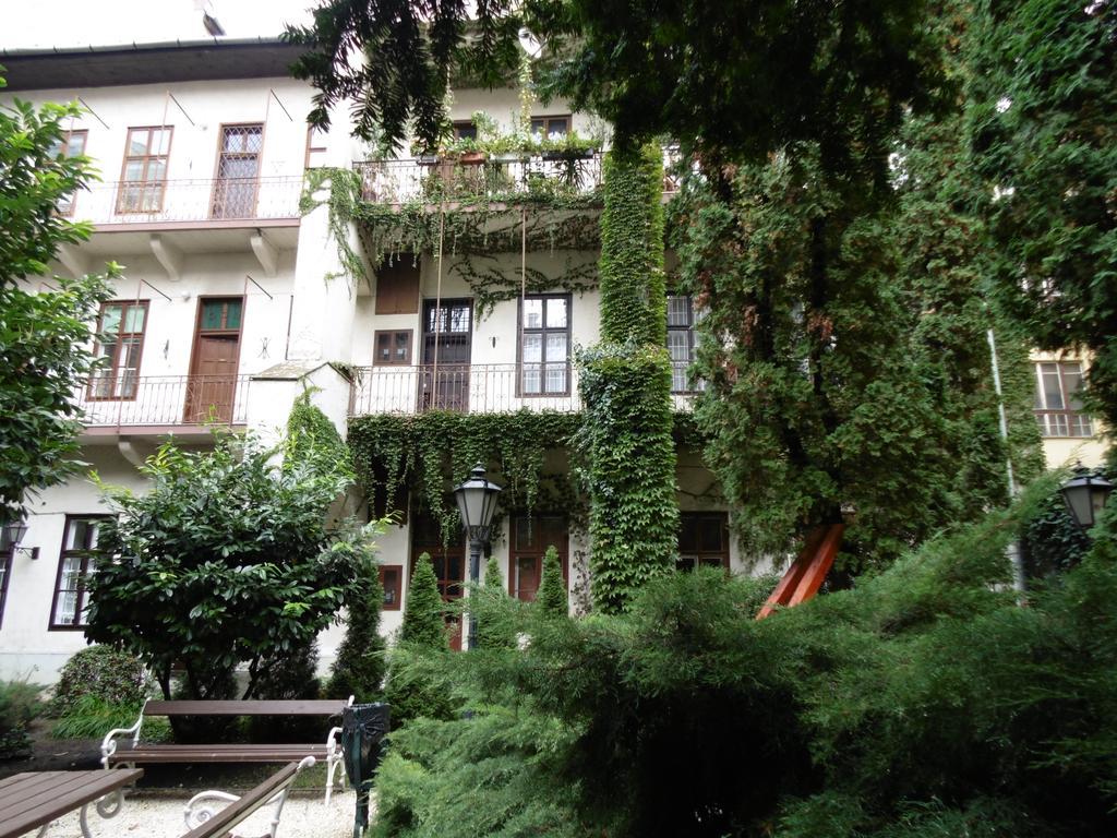 Casa Nora Hotel Budapest Exterior photo